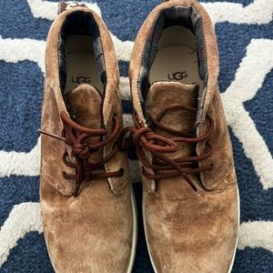 UGG Boys Size 4 Brown Suede Shoes